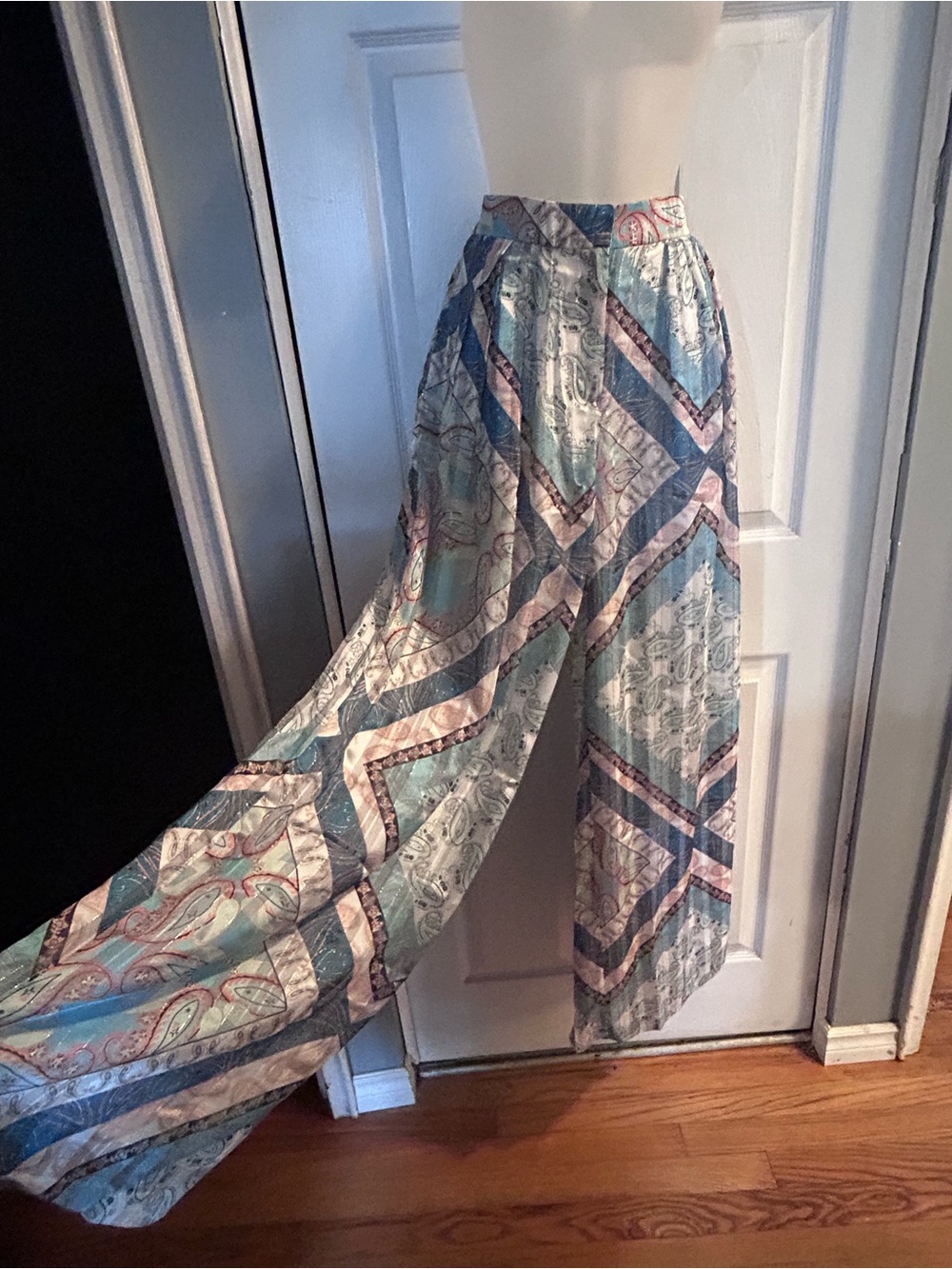 Wide-Leg lined Printed Palazzo Pants in Aqua and Navy with pockets!